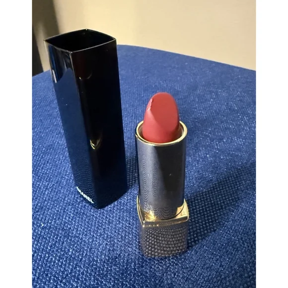 Chanel Allure Velvet Lipstick In Rouge Vie Radiant #138 - Picture 6 of 8